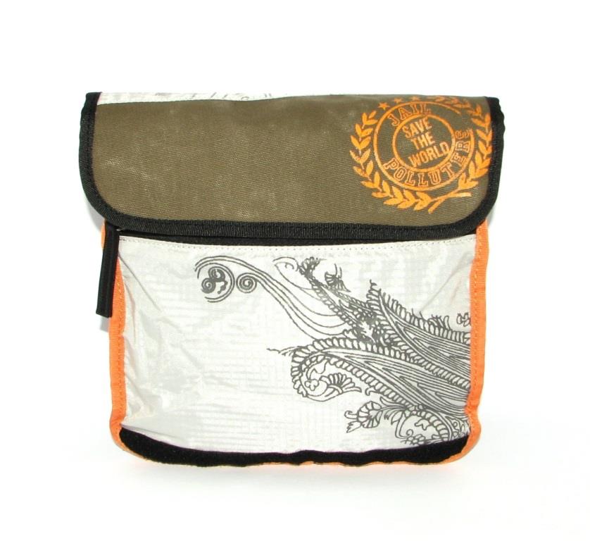 Сумка на плечо INVICTA S.SHOULDER SHIBUIA blk-green